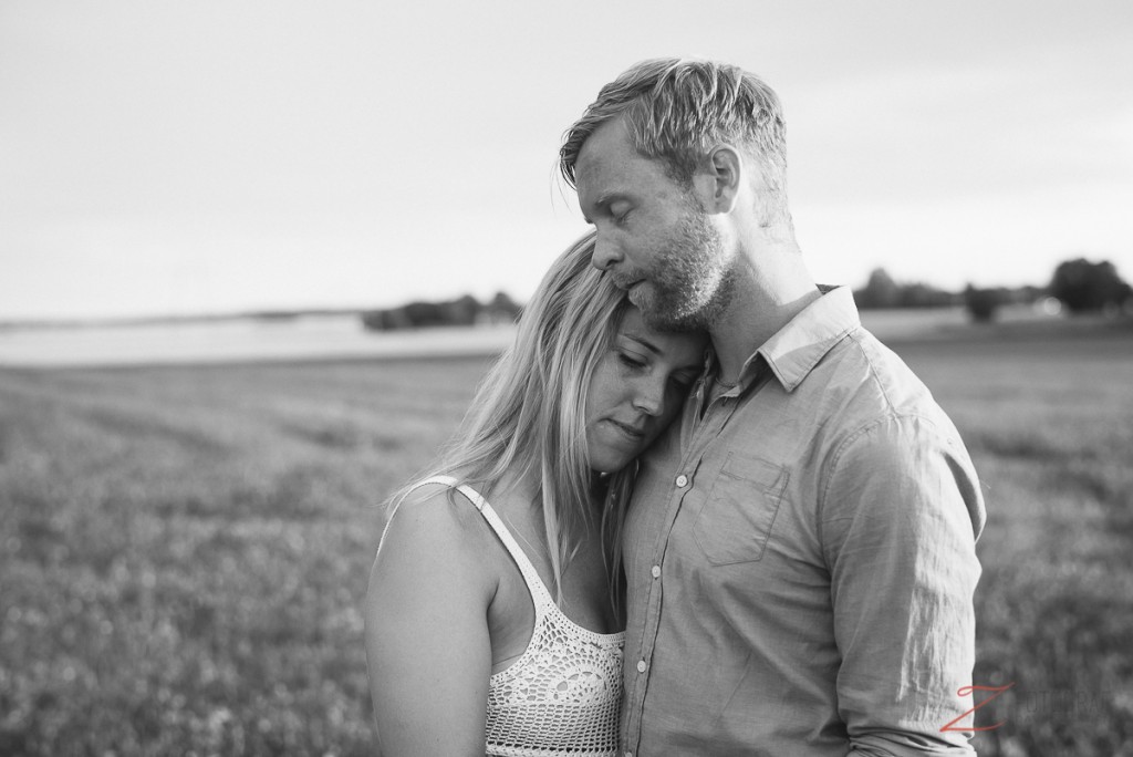 DZP3479 1024x684 - Parfotografering eller k&auml;rleksfotografering, kalla det vad du vill!